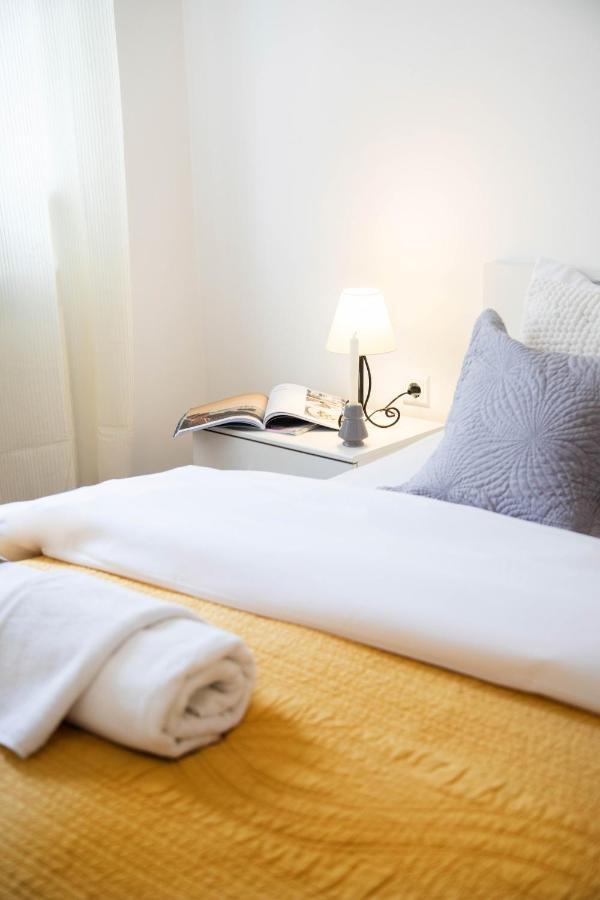 Sunny 2Bdr Apartment With A Balcony ザグレブ エクステリア 写真